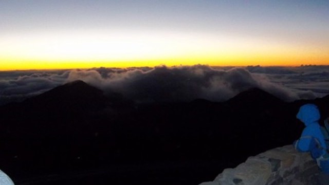 haleakal,_or_the_east_maui_volcano_summit_building