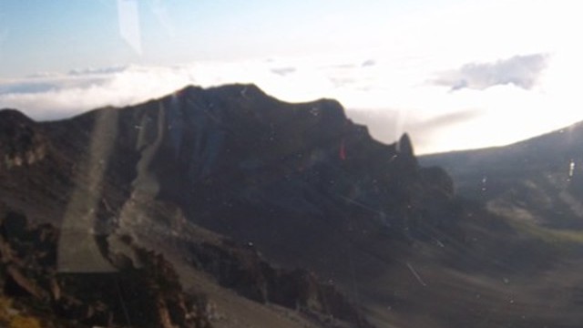 haleakal,_or_the_east_maui_volcano_summit_building_5