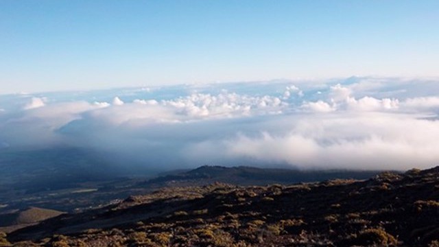 haleakal,_or_the_east_maui_volcano_summit_building_7